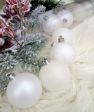 Vianočné gule biele tri druhy 9 ks 6 cm