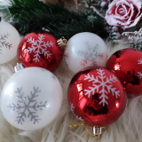 Biele červené vianočné gule vločky 8 cm 6 ks