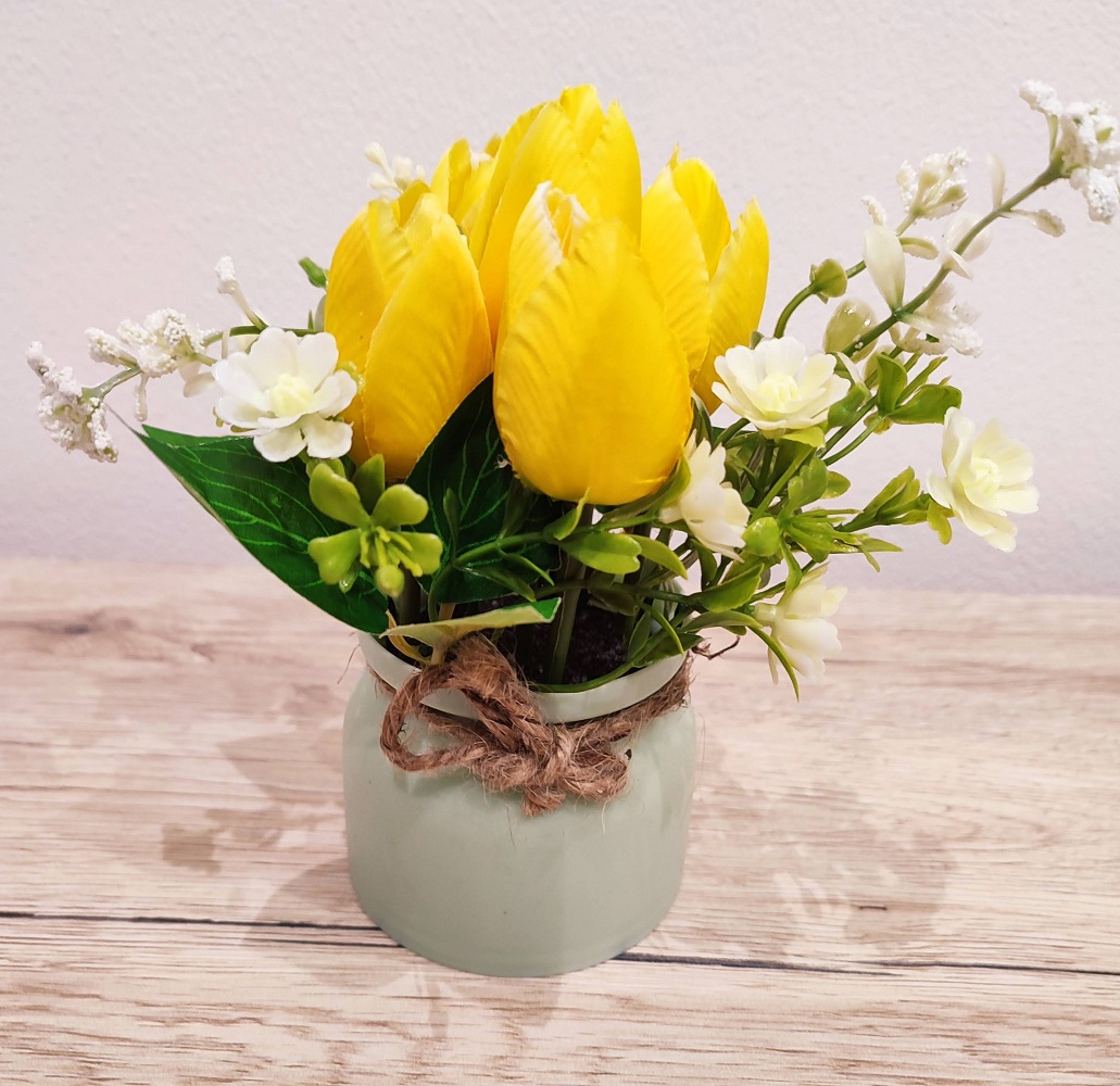 Jarný aranžmán tulipány 17 cm