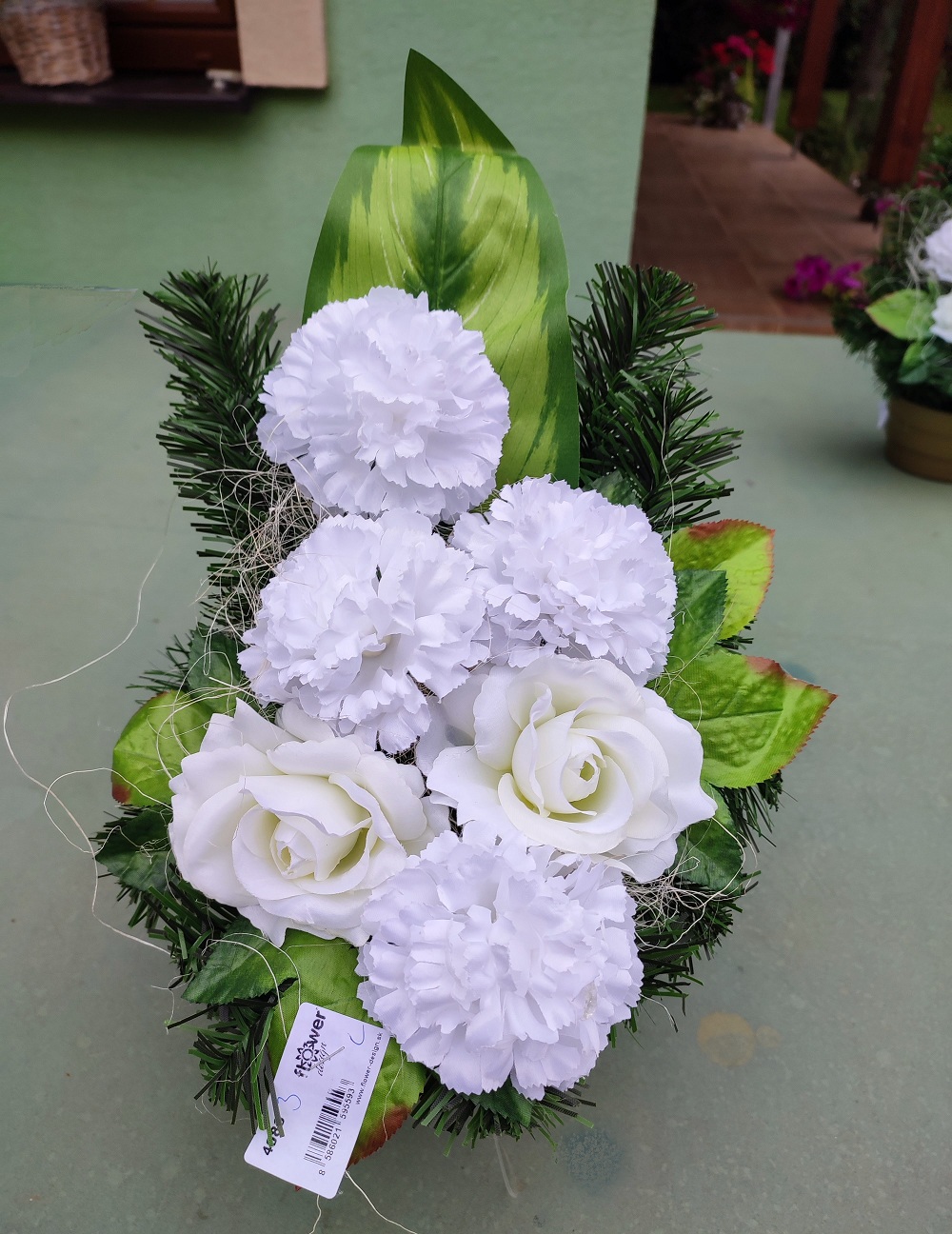 Smútočná ikebana biela