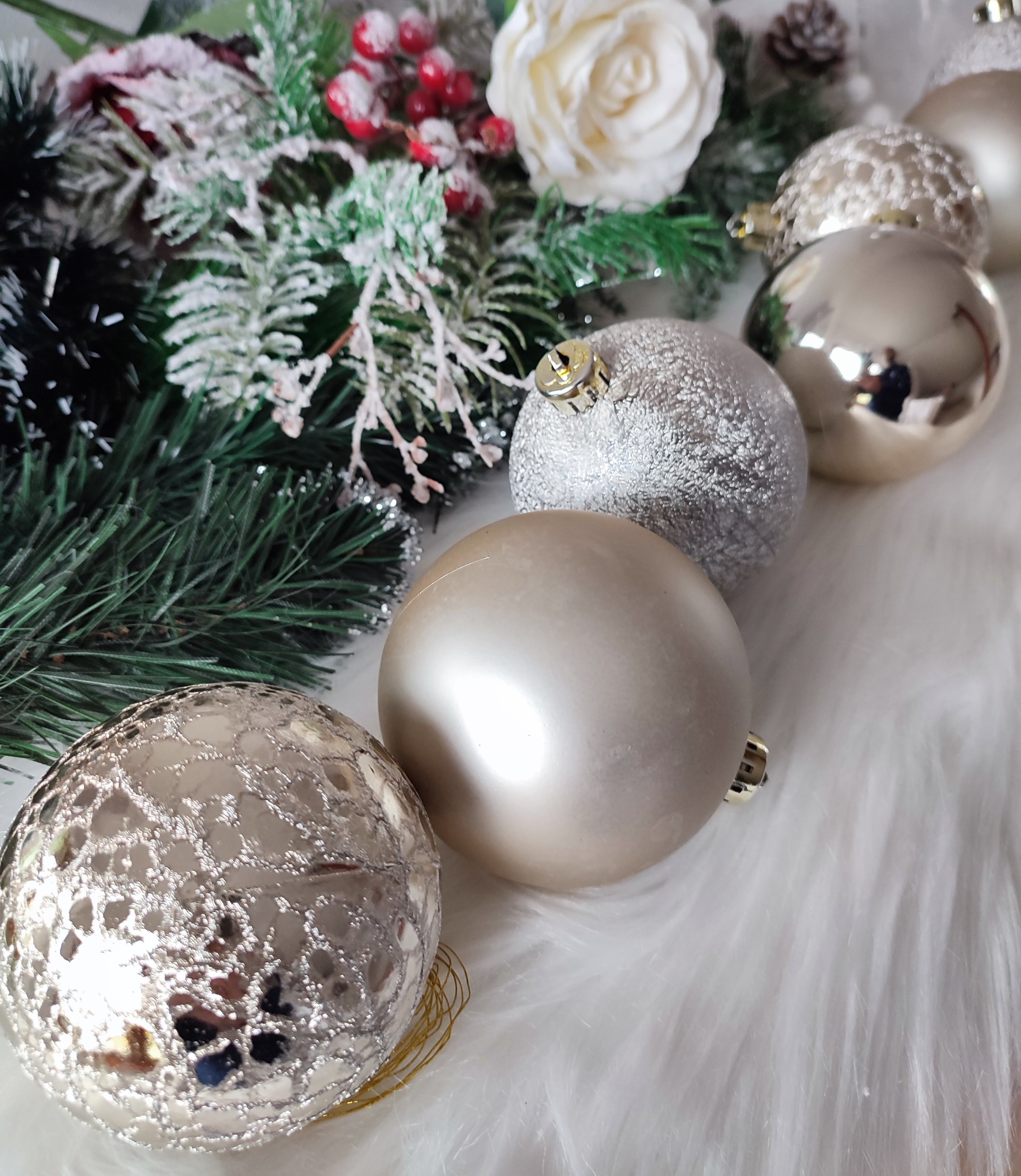 Vianočné ozdoby na stromček champagne gule 8 ks 8 cm