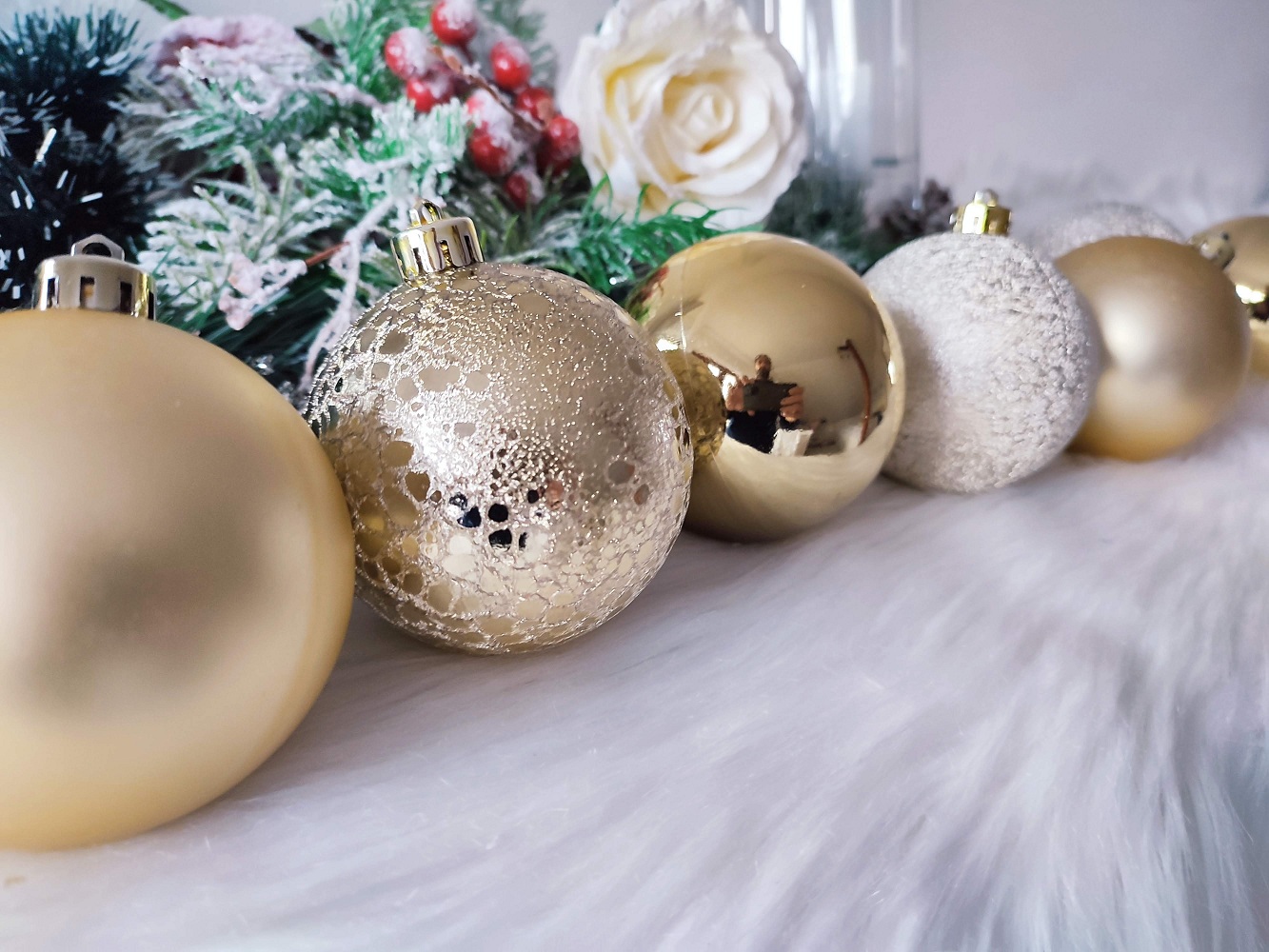 Vianočné ozdoby na stromček zlaté gule 8 ks 8 cm