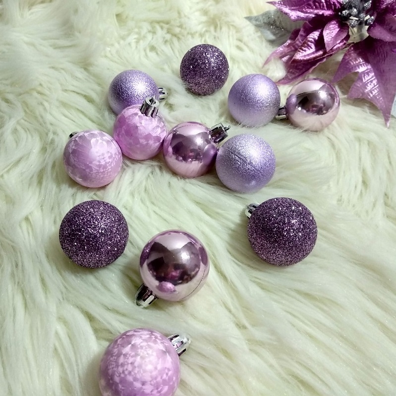 Vianočné guličky na stromček ružovo fialové 12 ks 4 cm