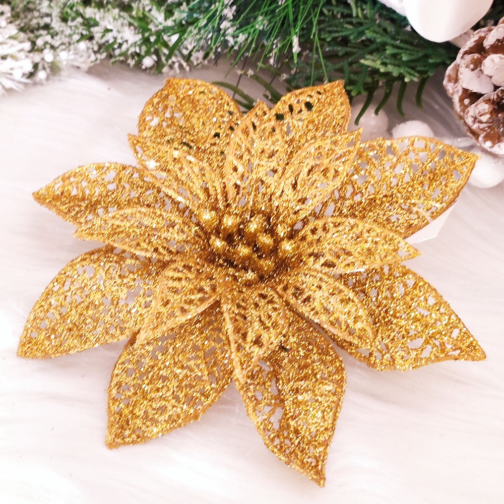 Zlatá vianočná ruža poinsetia 15 cm