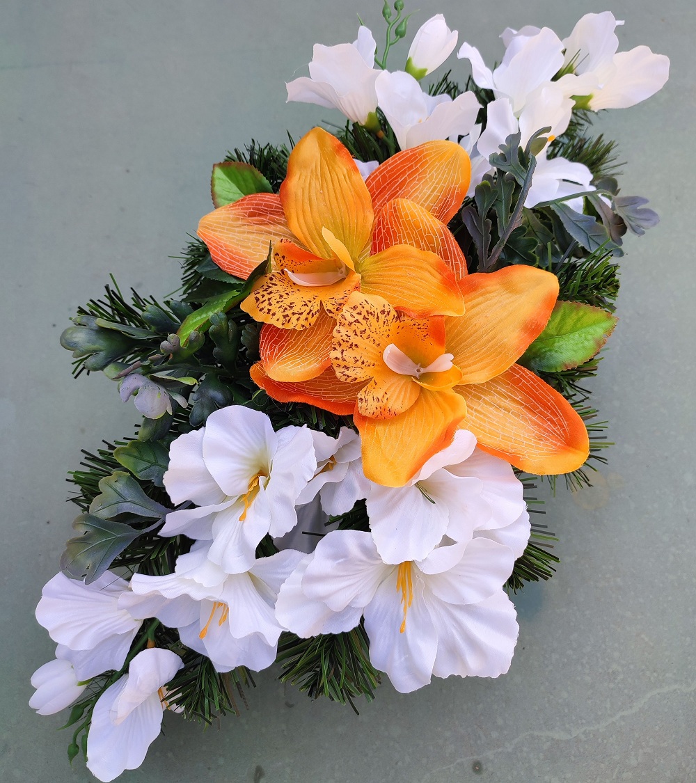 Smútočný veniec s orchideou