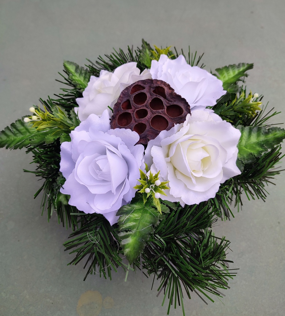 Zaťažený veniec na hroby 30 cm