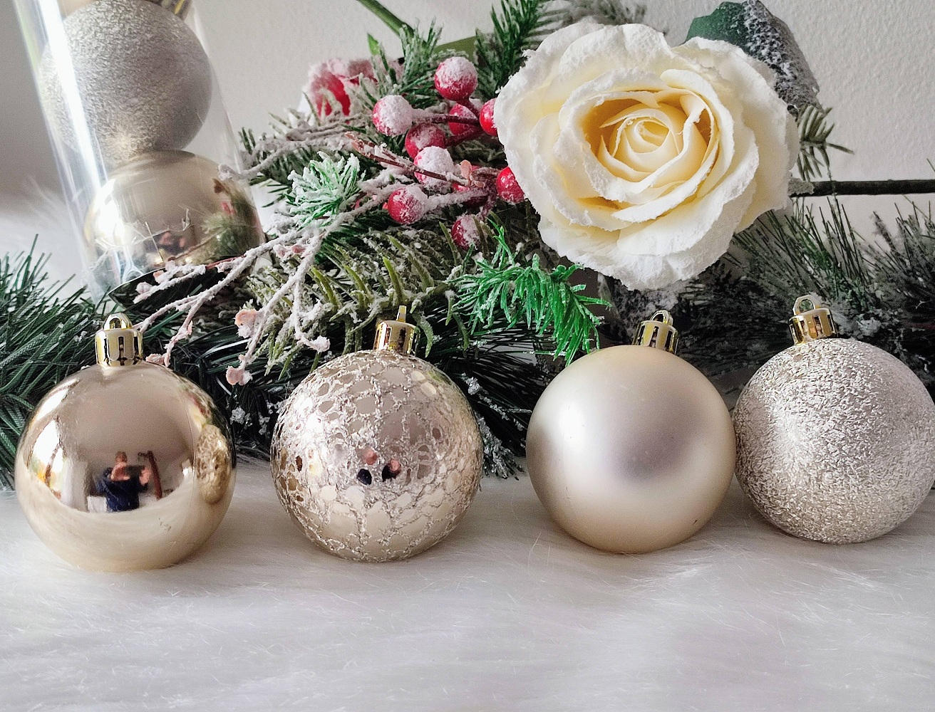 Champagne vianočné ozdoby na stromček 9 ks 6 cm