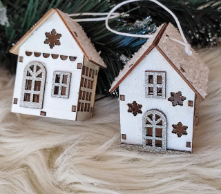 Vianočná dekorácia biele drevené domčeky 2 ks
